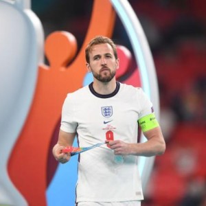 leyu-凯恩“罢训”毁誉各半 热刺连吞强援不用平账吗？